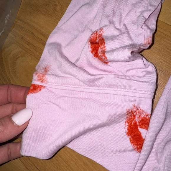 SKIMS Valentines Day 2024 Lip Print Pajama Set size XS - Picture 4 of 12